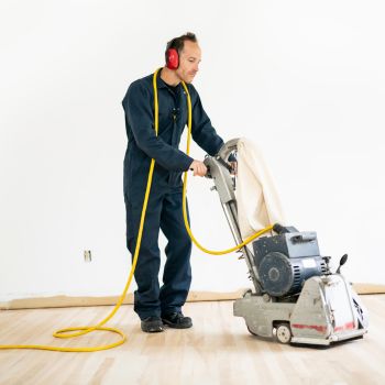 Floor sanding machine